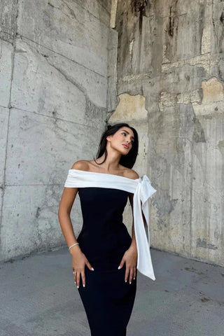 Aria Off-Shoulder Midi Dress – Black/White